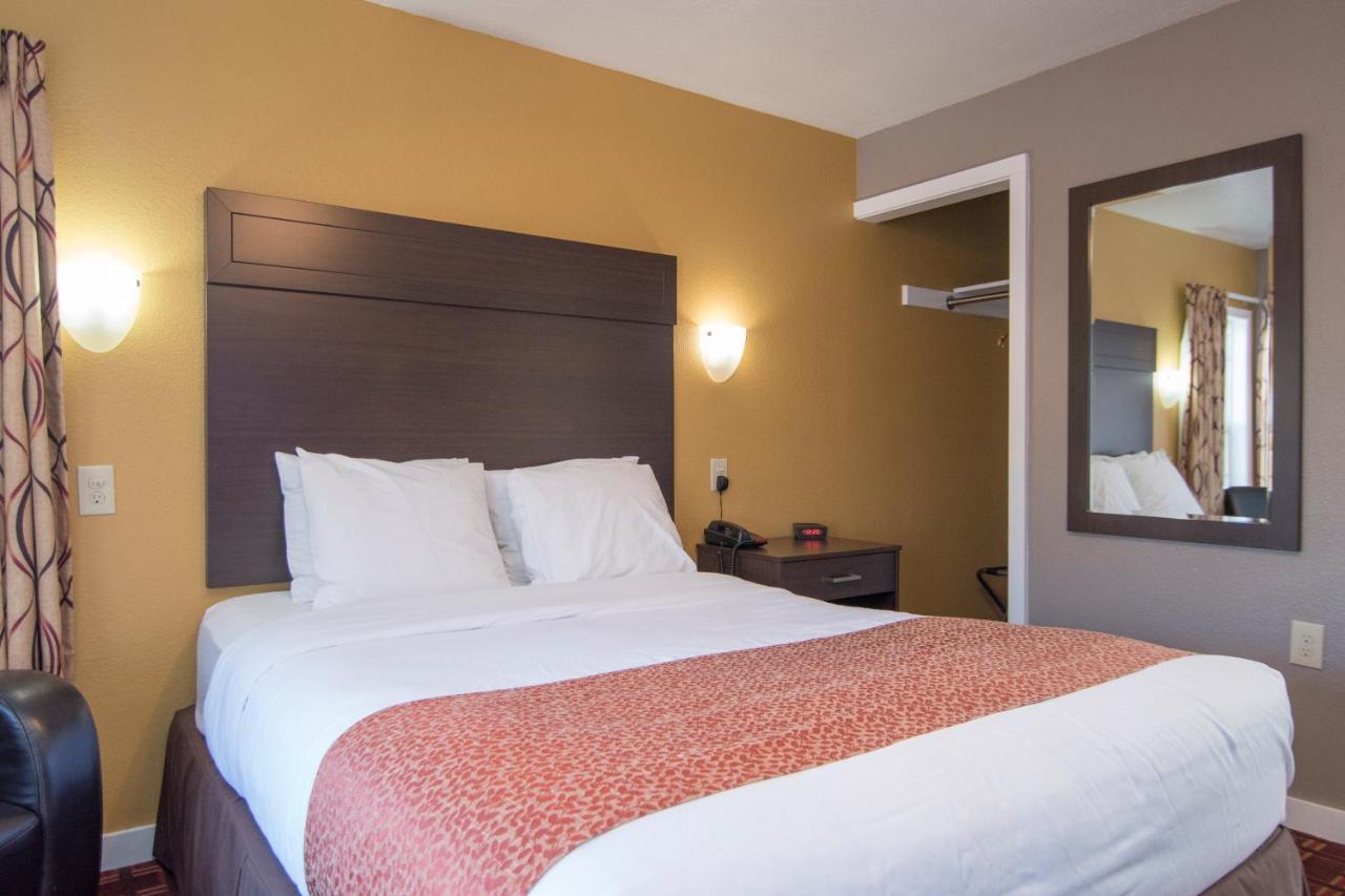 Capitol Hill Motel 2*