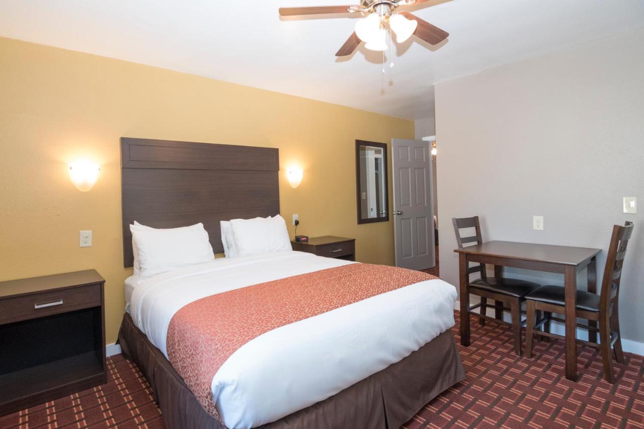 Capitol Hill Motel 2*
